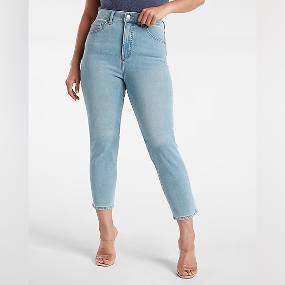 Express Women’s Size 4 Super High Waisted Extra Supersoft Slim Jeans - Picture 1 of 10